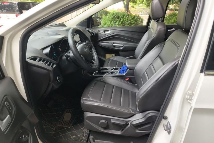 Used Ford Kuga 2019 EcoBoost 180 Two-Wheel-Drive Platinum Edition China VI Standard Driver Seat