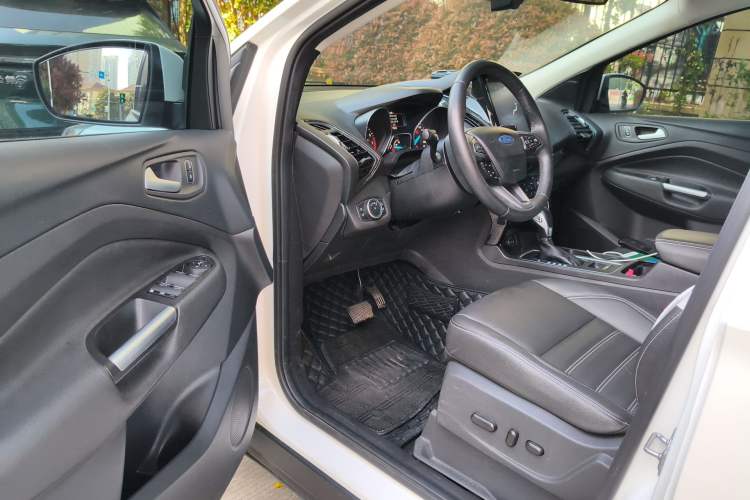 Used Ford Kuga 2019 EcoBoost 245 4x4 Prestige Plus Model China VI Standard Driver Seat