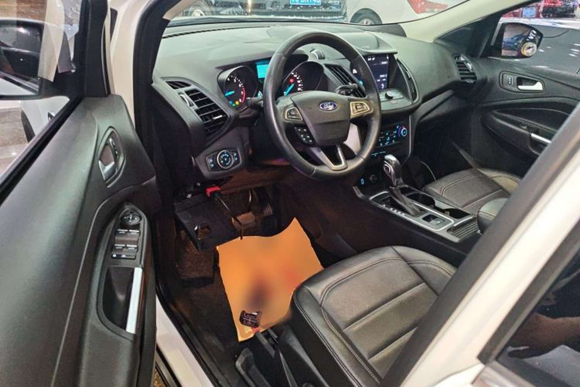 Used Ford Kuga 2019 EcoBoost 180 Two-Wheel-Drive Platinum Edition China VI Standard Driver Seat