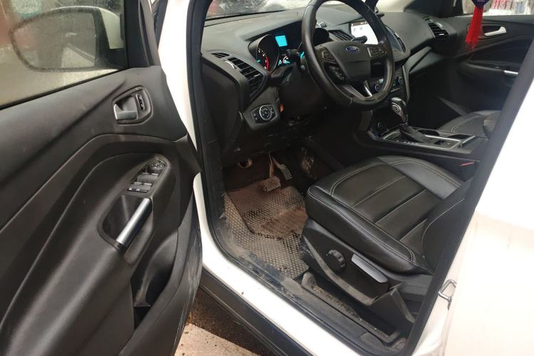 Used Ford Kuga 2019 EcoBoost 180 Two-Wheel-Drive Platinum Edition China VI Standard Driver Seat