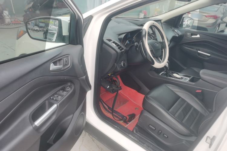 Used Ford Kuga 2019 EcoBoost 180 Two-Wheel-Drive Titanium Plus Model China VI Standard Driver Seat