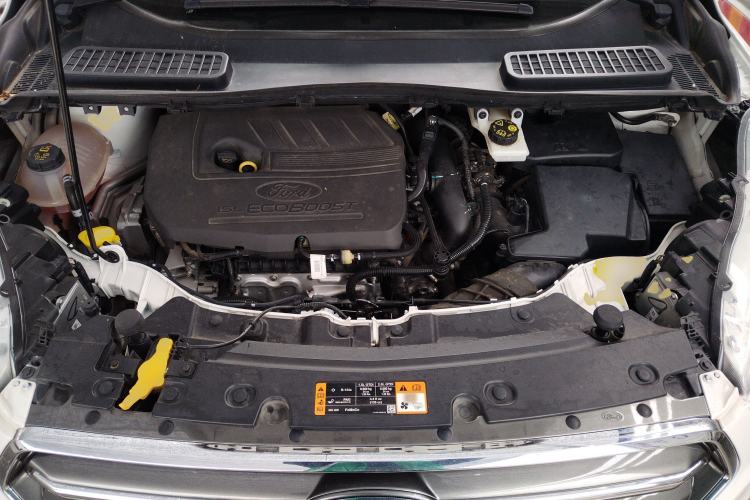 Used Ford Kuga 2019 EcoBoost 180 Two-Wheel-Drive Platinum Edition China VI Standard Engine Bay