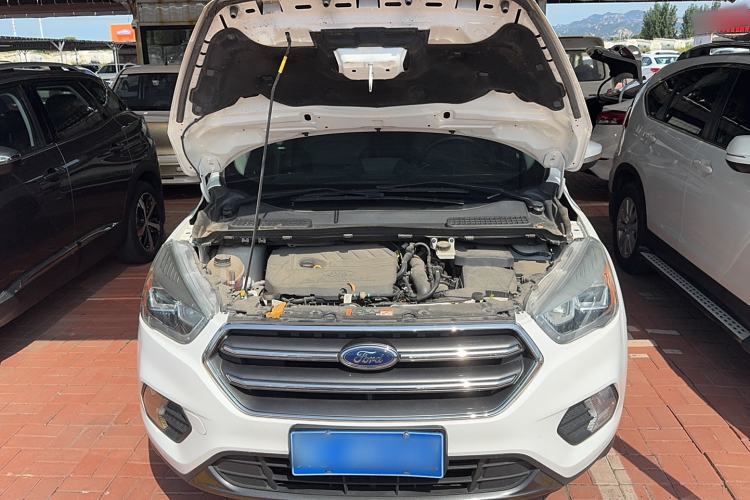 Used Ford Kuga 2019 EcoBoost 180 Two-Wheel-Drive Platinum Edition China VI Standard Engine Bay