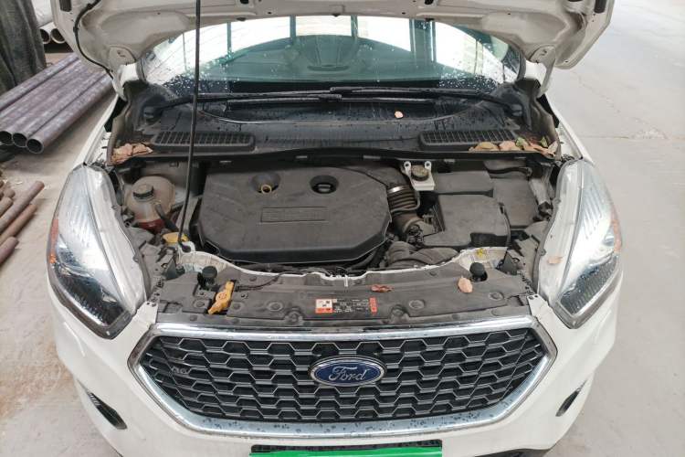 Used Ford Kuga 2019 EcoBoost 245 4x4 Prestige Plus Model China VI Standard Engine Bay