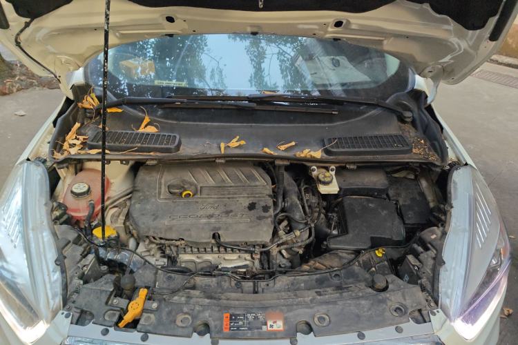 Used Ford Kuga 2019 EcoBoost 180 Two-Wheel-Drive Platinum Edition China V Standard Engine Bay