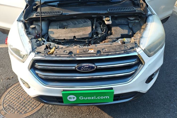 Used Ford Kuga 2019 EcoBoost 180 Two-Wheel-Drive Platinum Edition China V Standard Engine Bay