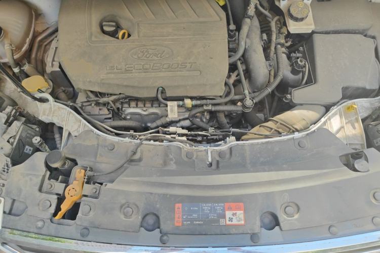 Used Ford Kuga 2019 EcoBoost 180 Two-Wheel-Drive Platinum Edition China VI Standard Engine Bay