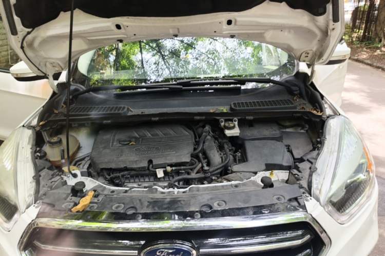 Used Ford Kuga 2019 EcoBoost 180 Two-Wheel-Drive Platinum Edition China VI Standard Engine Bay