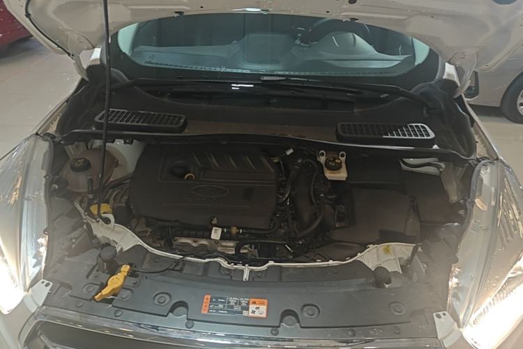Used Ford Kuga 2019 EcoBoost 180 Two-Wheel-Drive Platinum Edition China VI Standard Engine Bay