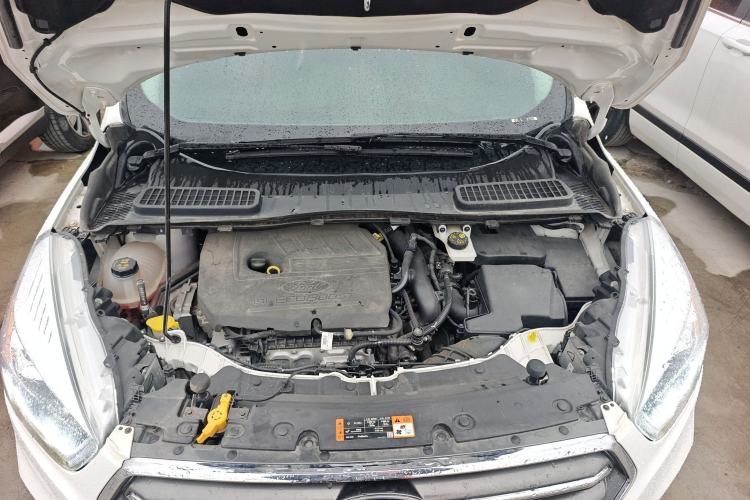 Used Ford Kuga 2019 EcoBoost 180 Two-Wheel-Drive Platinum Edition China VI Standard Engine Bay
