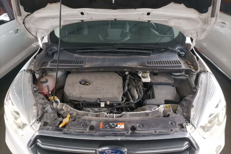 Used Ford Kuga 2019 EcoBoost 180 Two-Wheel-Drive Platinum Edition China VI Standard Engine Bay