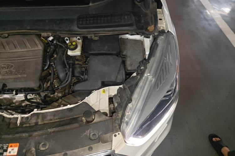 Used Ford Kuga 2019 EcoBoost 180 Two-Wheel-Drive Titanium Plus Model China VI Standard Engine Bay Left