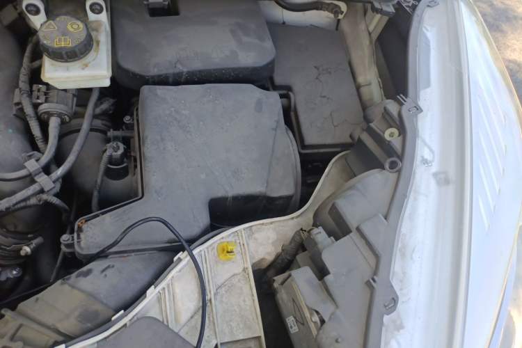 Used Ford Kuga 2019 EcoBoost 180 Two-Wheel-Drive Titanium Plus Model China V Standard Engine Bay Left