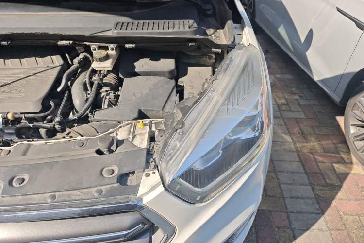 Used Ford Kuga 2019 EcoBoost 180 Two-Wheel-Drive Platinum Edition China VI Standard Engine Bay Left