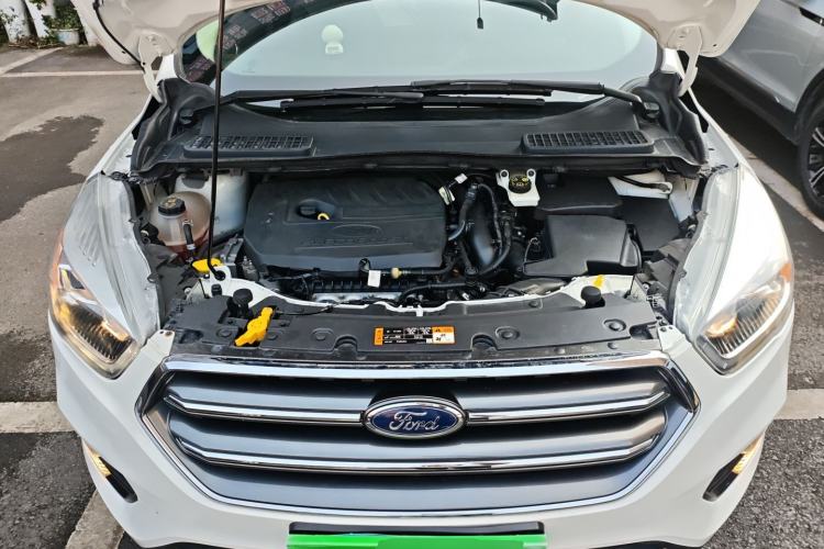 Used Ford Kuga 2019 EcoBoost 180 Two-Wheel-Drive Platinum Edition China VI Standard Engine Bay
