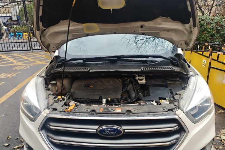 Used Ford Kuga 2019 EcoBoost 180 Two-Wheel-Drive Platinum Edition China VI Standard Engine Bay