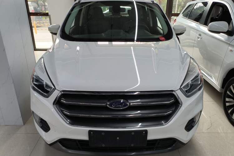 Used Ford Kuga 2019 EcoBoost 180 Two-Wheel-Drive Titanium Plus Model China VI Standard Exterior 1