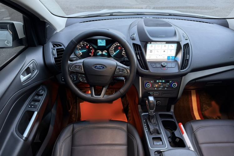 Used Ford Kuga 2019 EcoBoost 180 Two-Wheel-Drive Platinum Edition China VI Standard Exterior 13