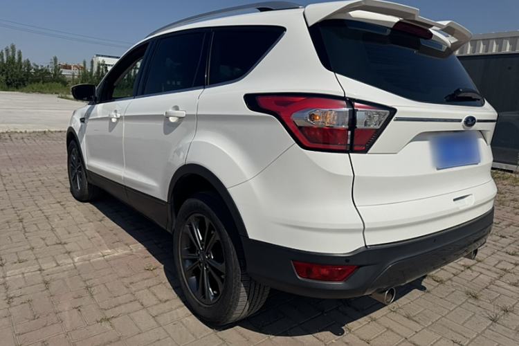 Used Ford Kuga 2019 EcoBoost 180 Two-Wheel-Drive Platinum Edition China VI Standard Exterior 2