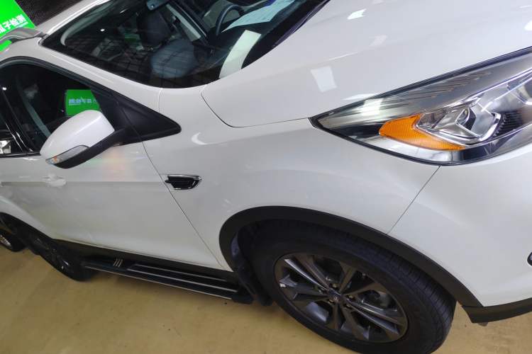 Used Ford Kuga 2019 EcoBoost 180 Two-Wheel-Drive Platinum Edition China VI Standard Exterior 2