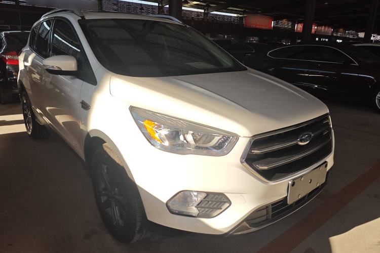Used Ford Kuga 2019 EcoBoost 180 Two-Wheel-Drive Platinum Edition China VI Standard Exterior 2