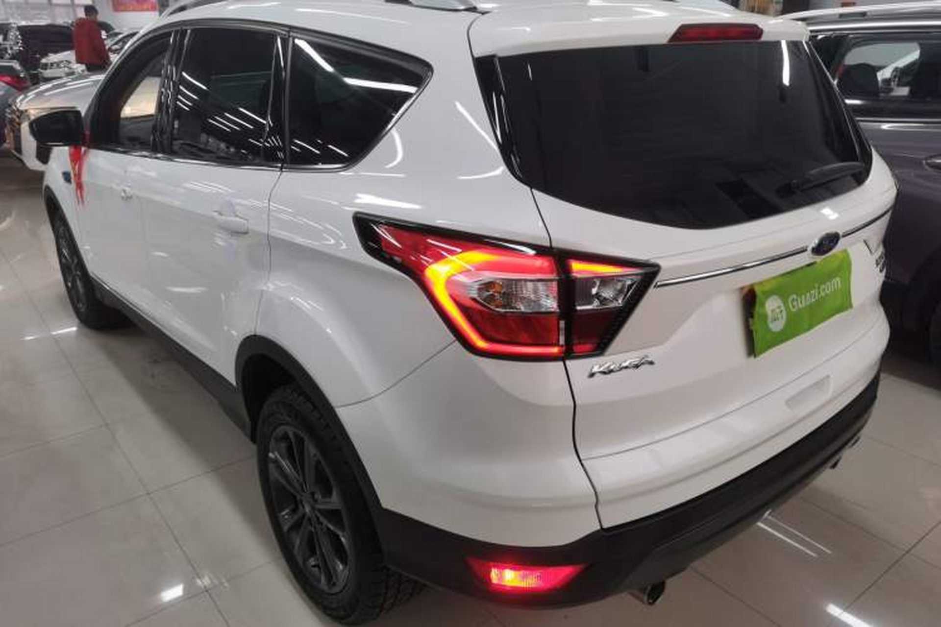 Used Ford Kuga 2019 EcoBoost 180 Two-Wheel-Drive Platinum Edition China VI Standard Exterior 2