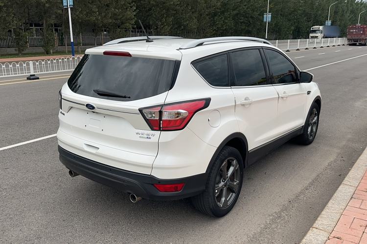 Used Ford Kuga 2019 EcoBoost 180 Two-Wheel-Drive Titanium Plus Model China VI Standard Exterior 3