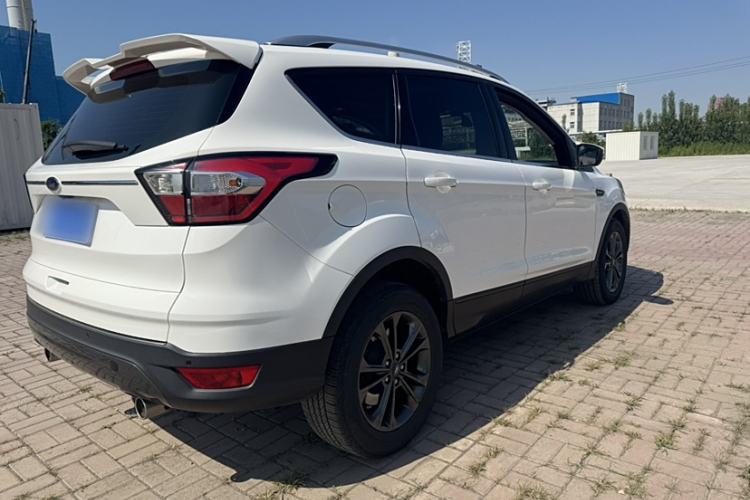 Used Ford Kuga 2019 EcoBoost 180 Two-Wheel-Drive Platinum Edition China VI Standard Exterior 3