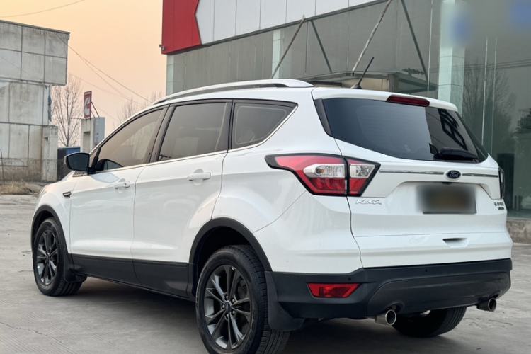 Used Ford Kuga 2019 EcoBoost 180 Two-Wheel-Drive Platinum Edition China VI Standard Exterior 3