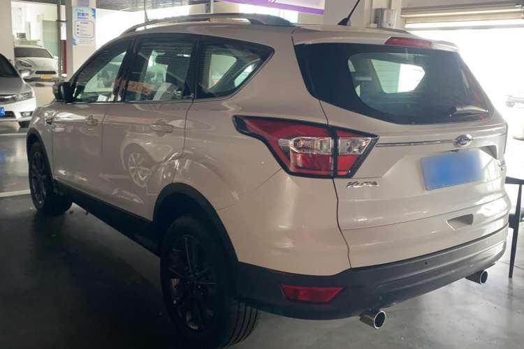 Used Ford Kuga 2019 EcoBoost 180 Two-Wheel-Drive Platinum Edition China V Standard Exterior 3