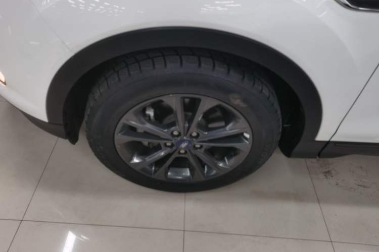 Used Ford Kuga 2019 EcoBoost 180 Two-Wheel-Drive Platinum Edition China VI Standard Exterior 4