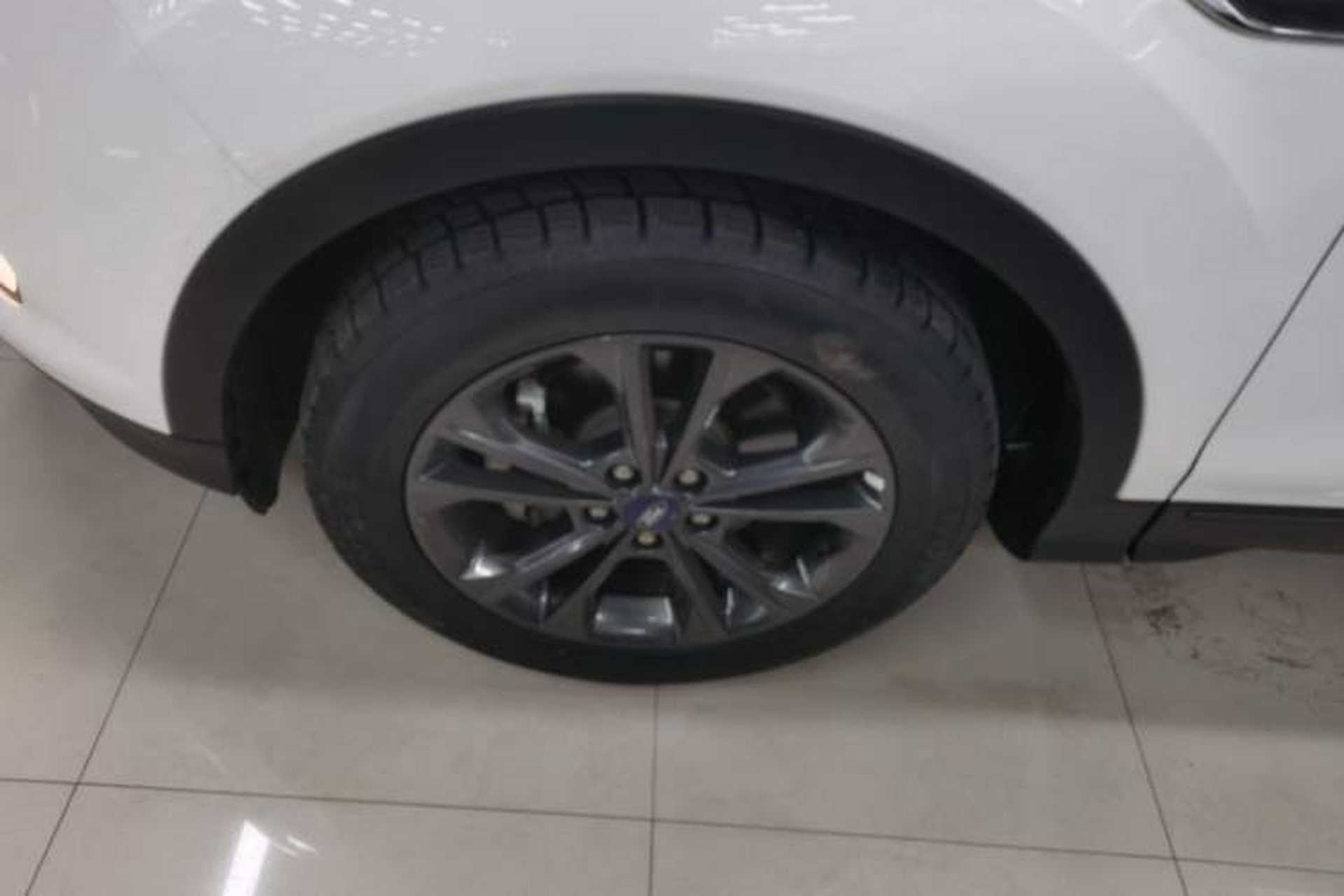 Used Ford Kuga 2019 EcoBoost 180 Two-Wheel-Drive Platinum Edition China VI Standard Exterior 4