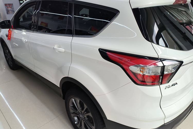 Used Ford Kuga 2019 EcoBoost 180 Two-Wheel-Drive Titanium Plus Model China VI Standard Exterior 5