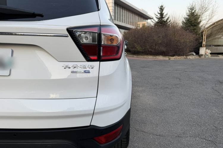 Used Ford Kuga 2019 EcoBoost 180 Two-Wheel-Drive Platinum Edition China VI Standard Exterior 6