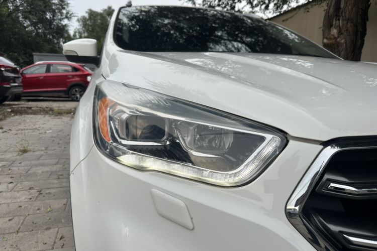 Used Ford Kuga 2019 EcoBoost 180 Two-Wheel-Drive Titanium Plus Model China VI Standard Exterior 6