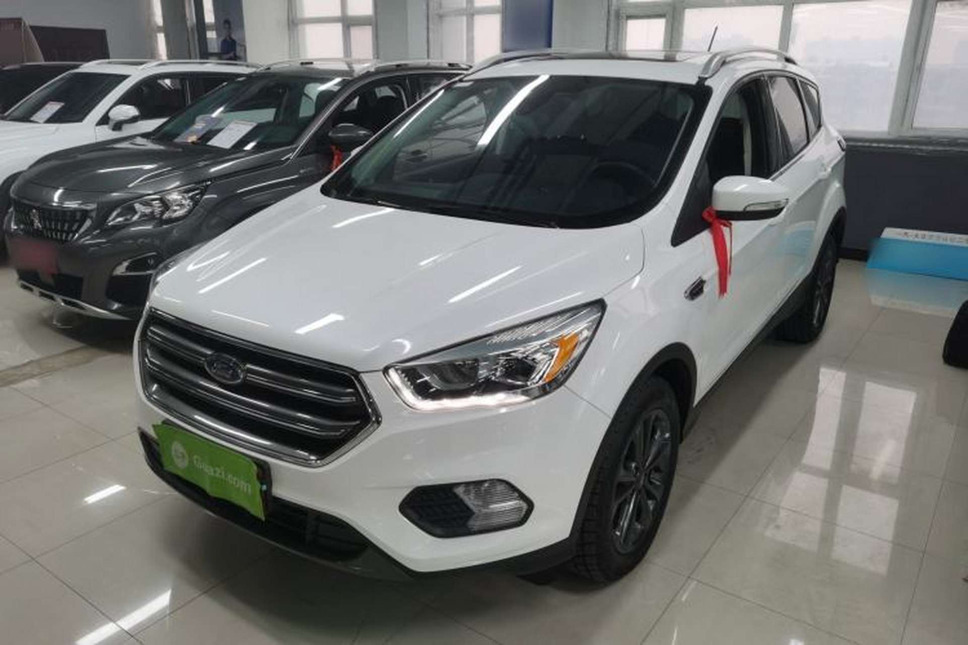 Used Ford Kuga 2019 EcoBoost 180 Two-Wheel-Drive Platinum Edition China VI Standard Front Left 45 Deg
