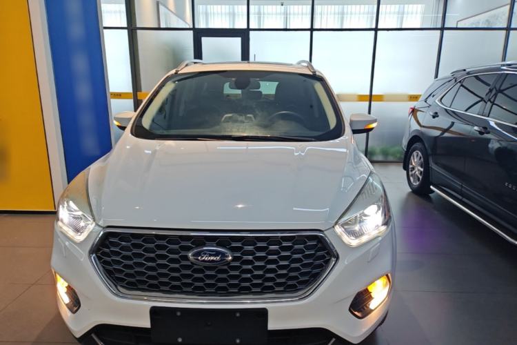 Used Ford Kuga 2019 EcoBoost 180 Two-Wheel-Drive Titanium Plus Model China VI Standard Front