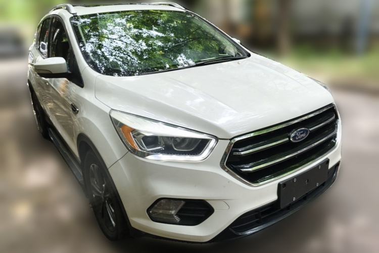 Used Ford Kuga 2019 EcoBoost 180 Two-Wheel-Drive Platinum Edition China VI Standard Front Right 45 Deg