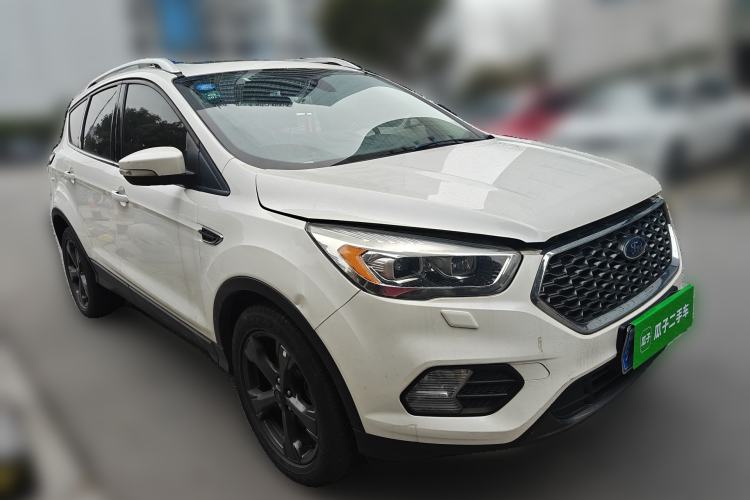 Used Ford Kuga 2019 EcoBoost 180 Two-Wheel-Drive Titanium Plus Model China V Standard Front Right 45 Deg