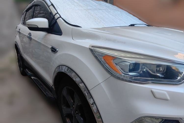 Used Ford Kuga 2019 EcoBoost 180 Two-Wheel-Drive Titanium Plus Model China V Standard Front Right 45 Deg