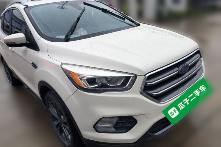 Used Ford Kuga 2019 EcoBoost 180 Two-Wheel-Drive Platinum Edition China V Standard Front Right 45 Deg