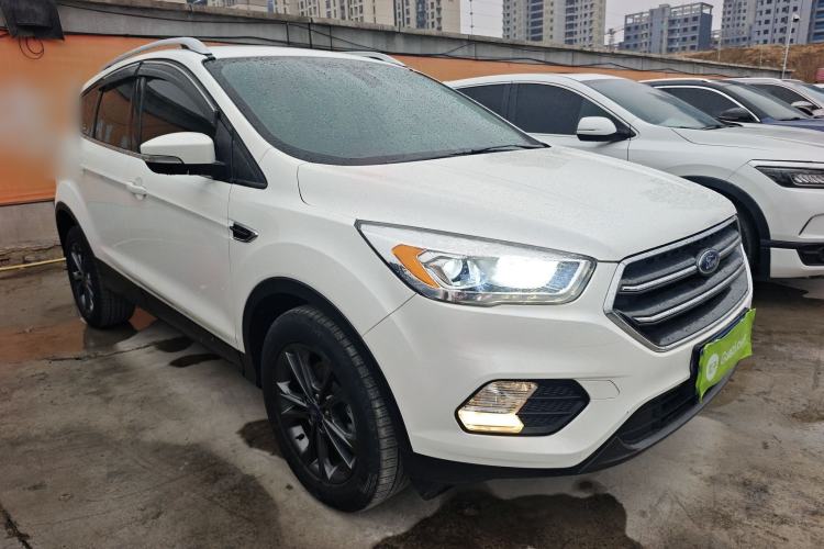 Used Ford Kuga 2019 EcoBoost 180 Two-Wheel-Drive Platinum Edition China VI Standard Front Right 45 Deg
