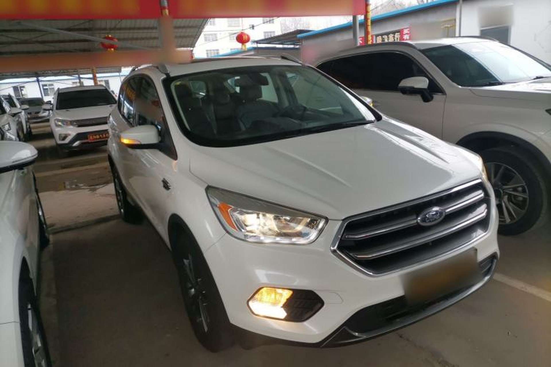 Used Ford Kuga 2019 EcoBoost 180 Two-Wheel-Drive Platinum Edition China VI Standard Front Right 45 Deg