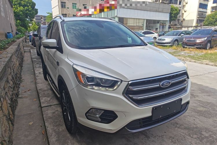Used Ford Kuga 2019 EcoBoost 180 Two-Wheel-Drive Platinum Edition China VI Standard Front Right 45 Deg