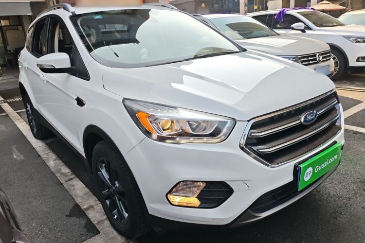 Used Ford Kuga 2019 EcoBoost 180 Two-Wheel-Drive Platinum Edition China VI Standard Front Right 45 Deg