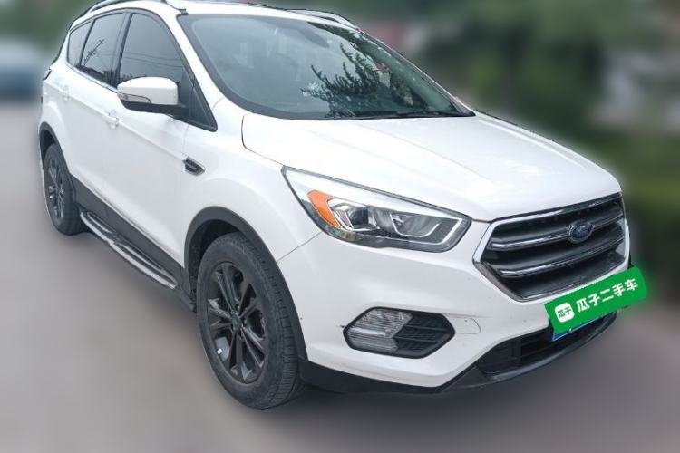 Used Ford Kuga 2019 EcoBoost 180 Two-Wheel-Drive Platinum Edition China VI Standard Front Right 45 Deg