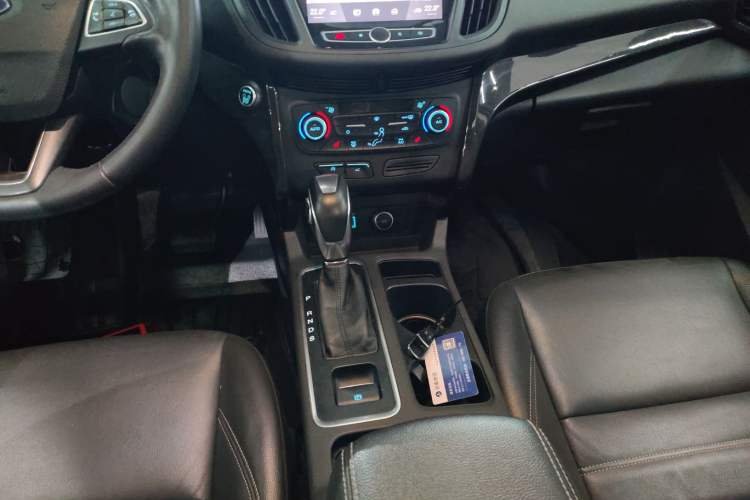 Used Ford Kuga 2019 EcoBoost 245 4x4 Prestige Plus Model China VI Standard Gear Lever