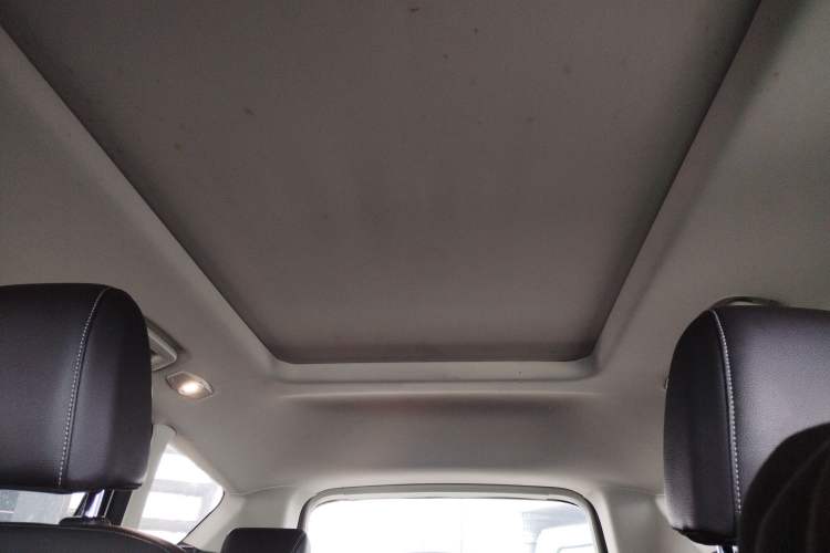 Used Ford Kuga 2019 EcoBoost 180 Two-Wheel-Drive Platinum Edition China VI Standard Headliner