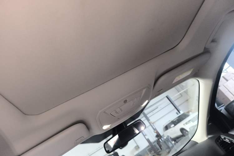 Used Ford Kuga 2019 EcoBoost 180 Two-Wheel-Drive Platinum Edition China VI Standard Headliner