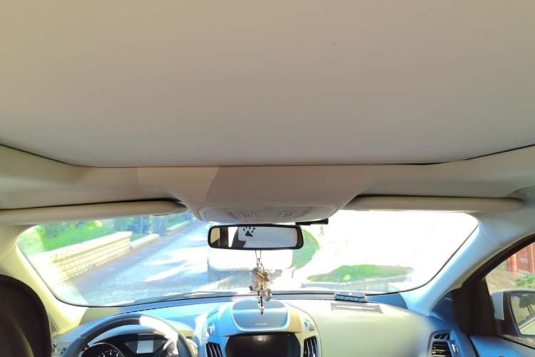 Used Ford Kuga 2019 EcoBoost 180 Two-Wheel-Drive Platinum Edition China VI Standard Headliner